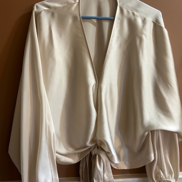 Oak and Fort wrap top - Picture 2 of 3